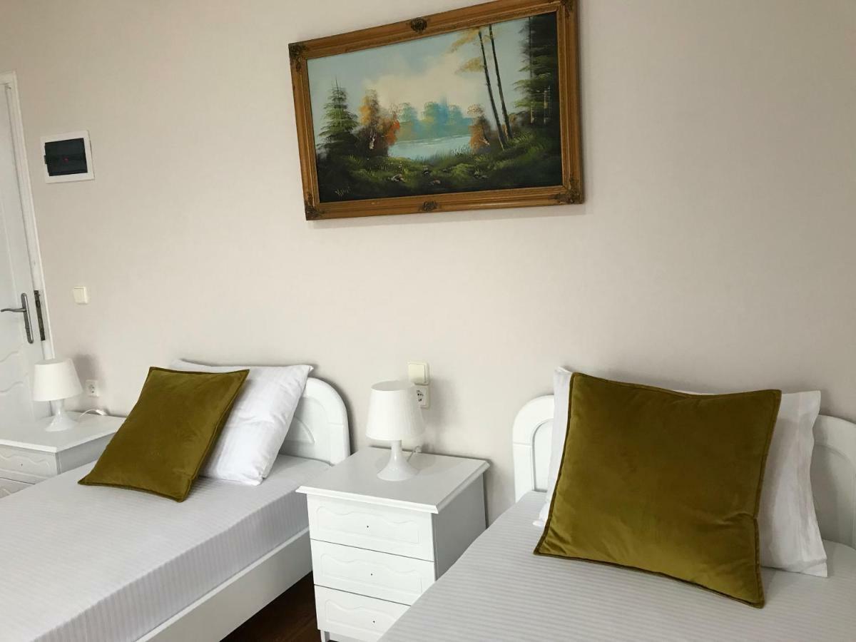 Joy Hotel Саранда Экстерьер фото